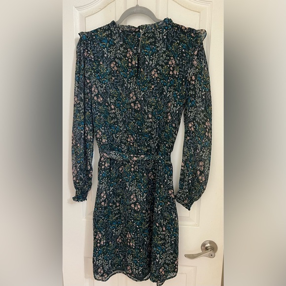 LOFT Green Smocked Floral Long Sleeve Mini Dress - Picture 3 of 9